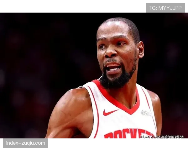 湖人G2针对火箭外线投射点单一 对杜兰特进行高强度包夹逼出失误